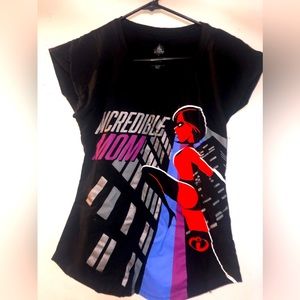 Disney Shirt The Incredibles “Incredible Mom” women’s shirt